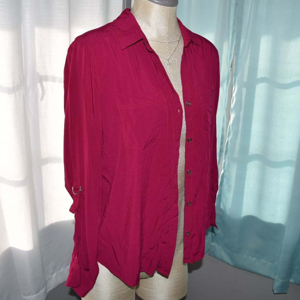 New York and Co Fuscua blouse